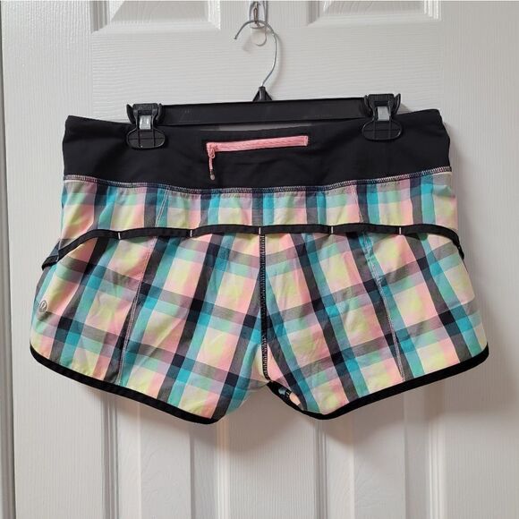 Lululemon Checkered Speed Shorts 8 - Picture 3 of 6